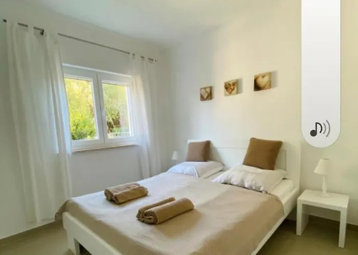 Glorija 7 アパート ポレッチ