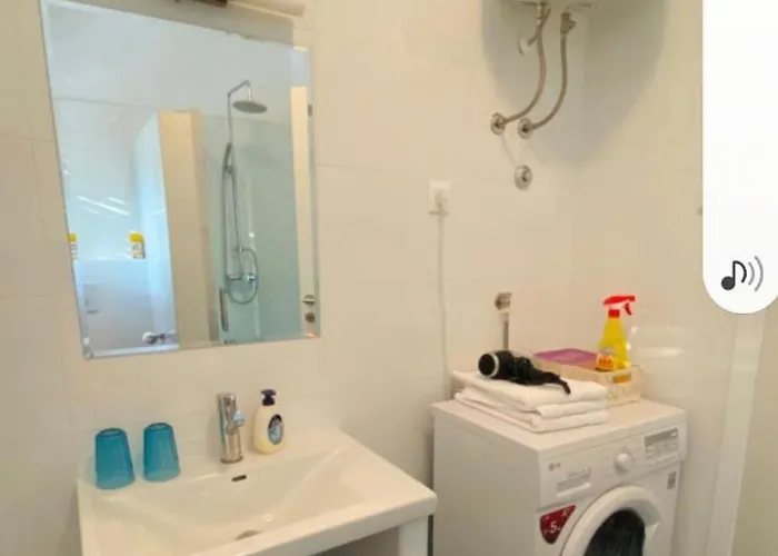 アパート Glorija 7 *